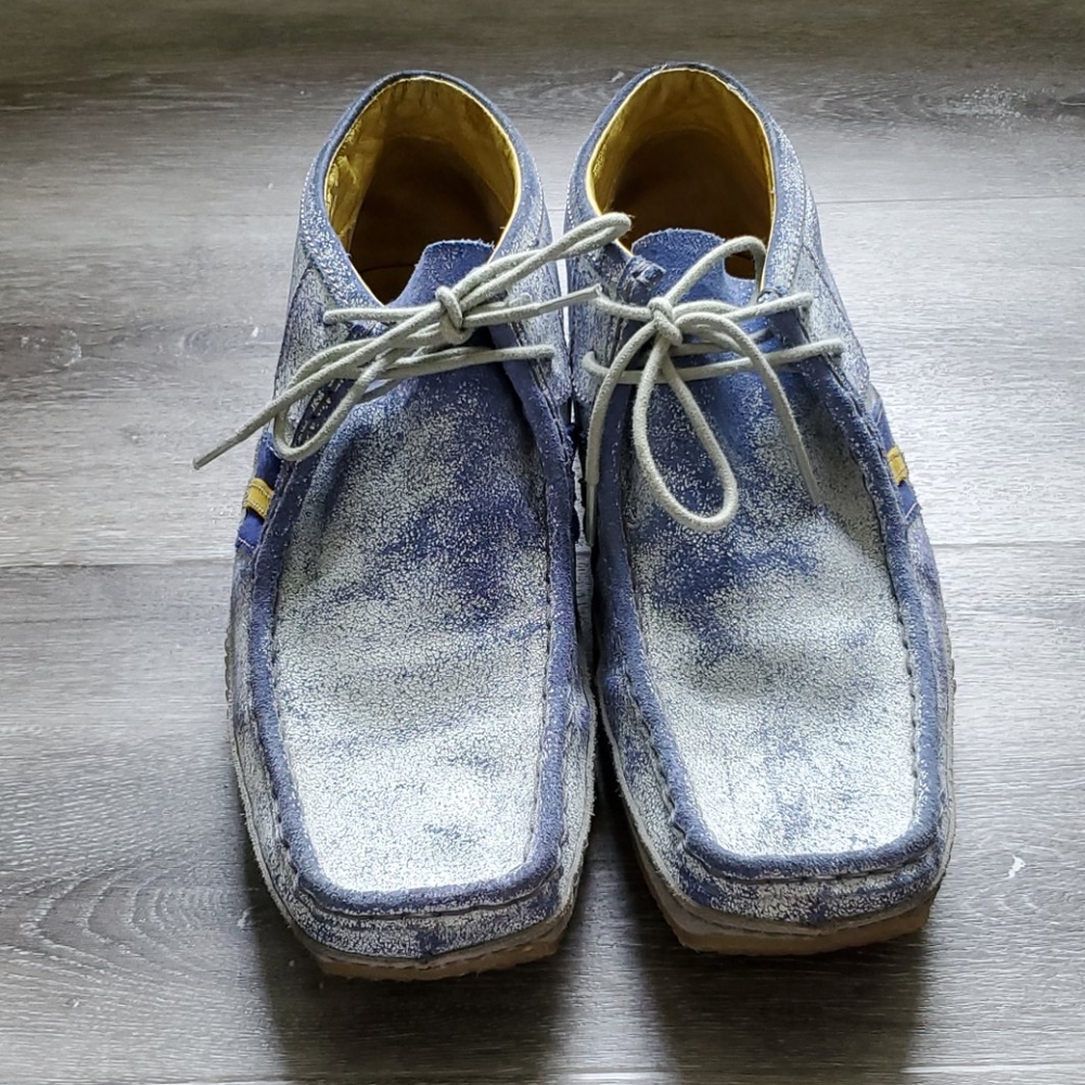 GBX Leather Wallabies